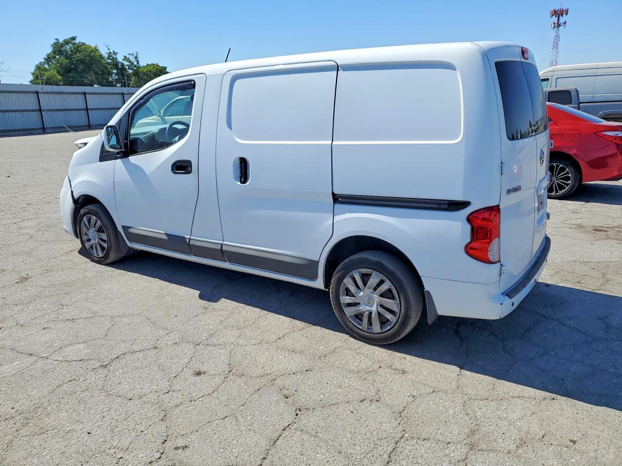 2017 Nissan Nv200 Sv - Image 2
