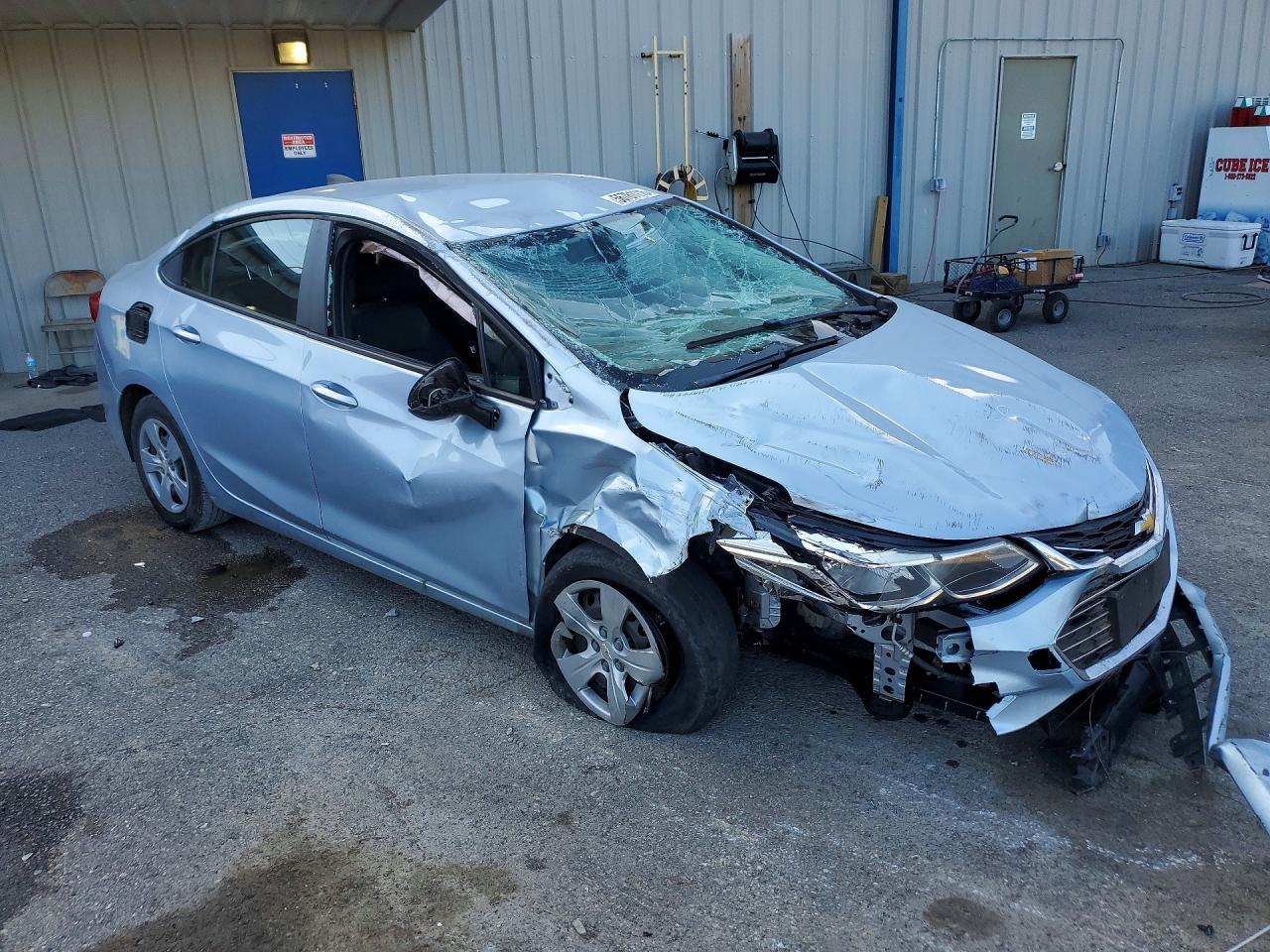 2018 Chevrolet Cruze Ls - Фото 4