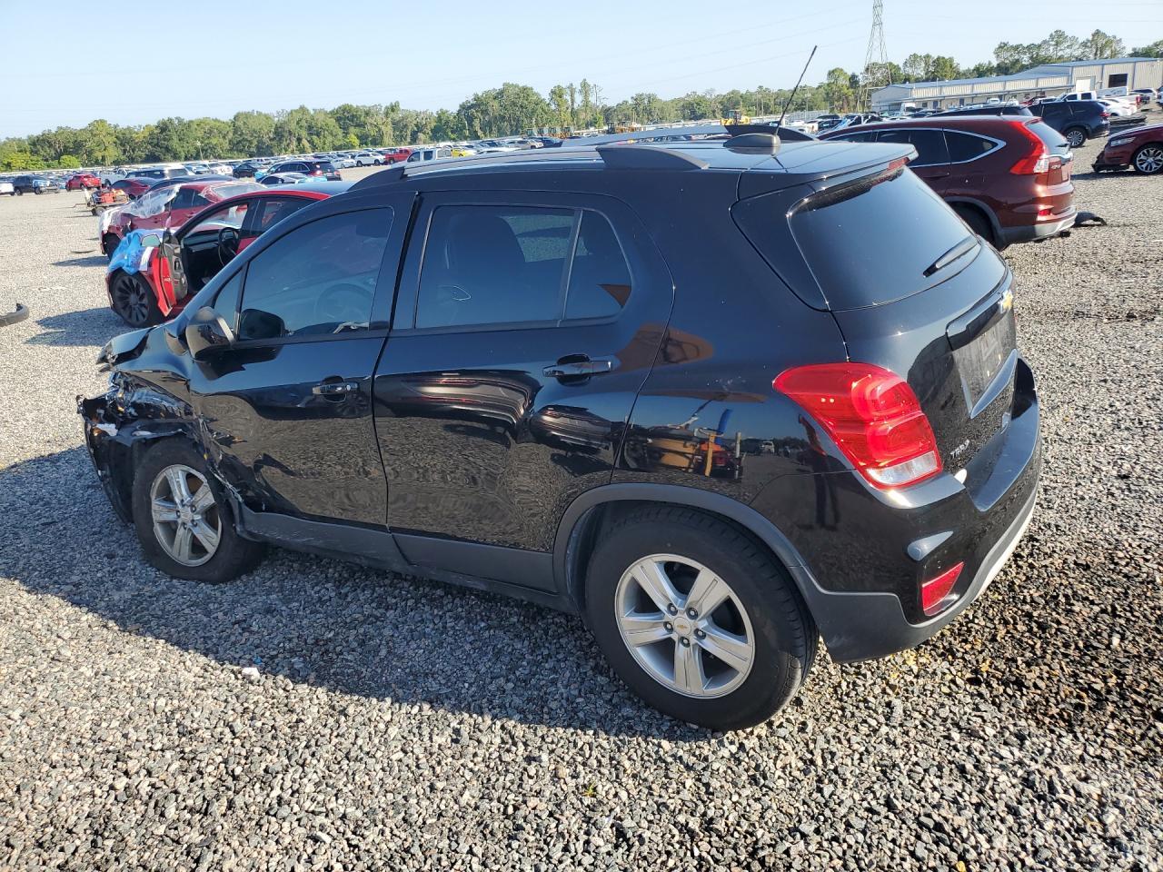 2021 Chevrolet Trax 1Lt - Image 2