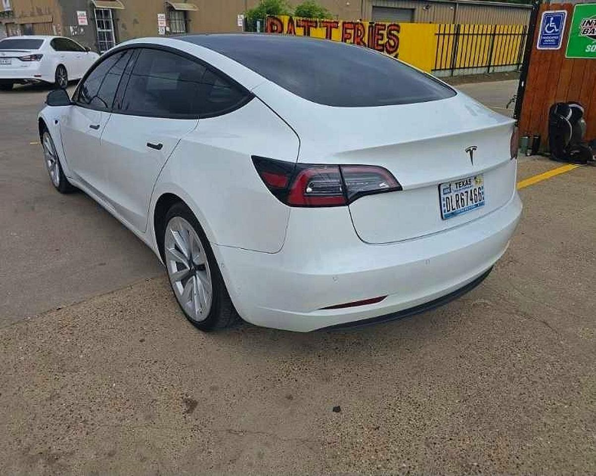 2021 Tesla Model 3 - Image 3