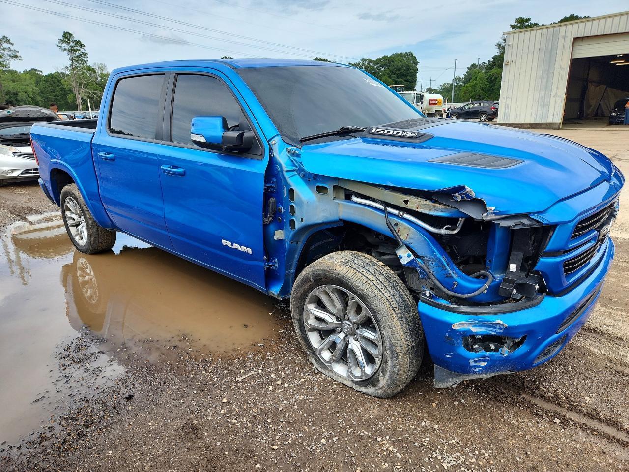 2022 Ram 1500 Laramie - Image 4
