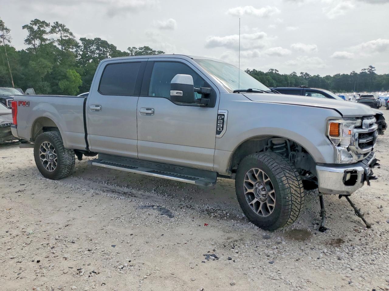 2020 Ford F250 Super Duty - Фото 4