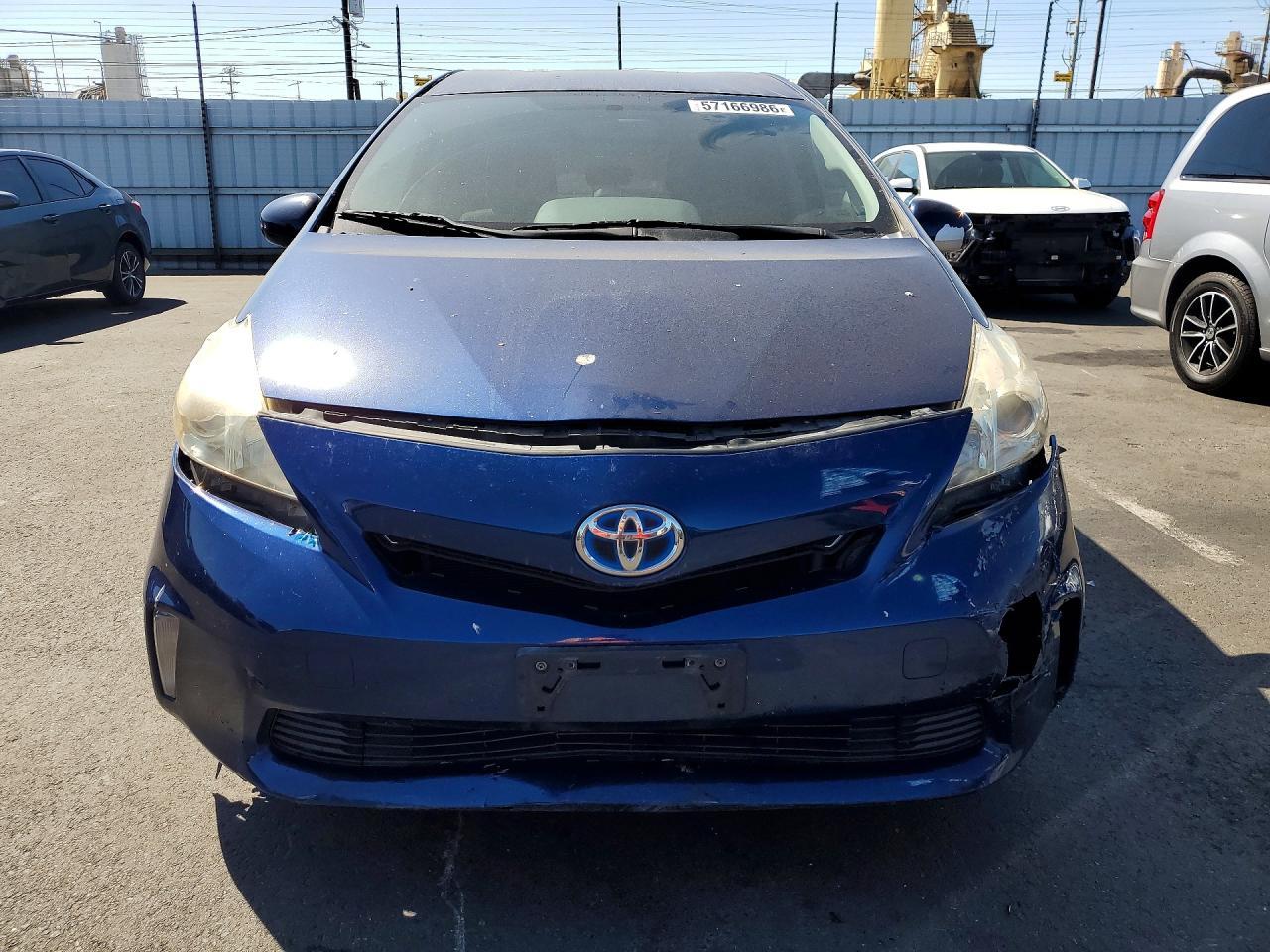 2012 Toyota Prius V Three - Фото 5