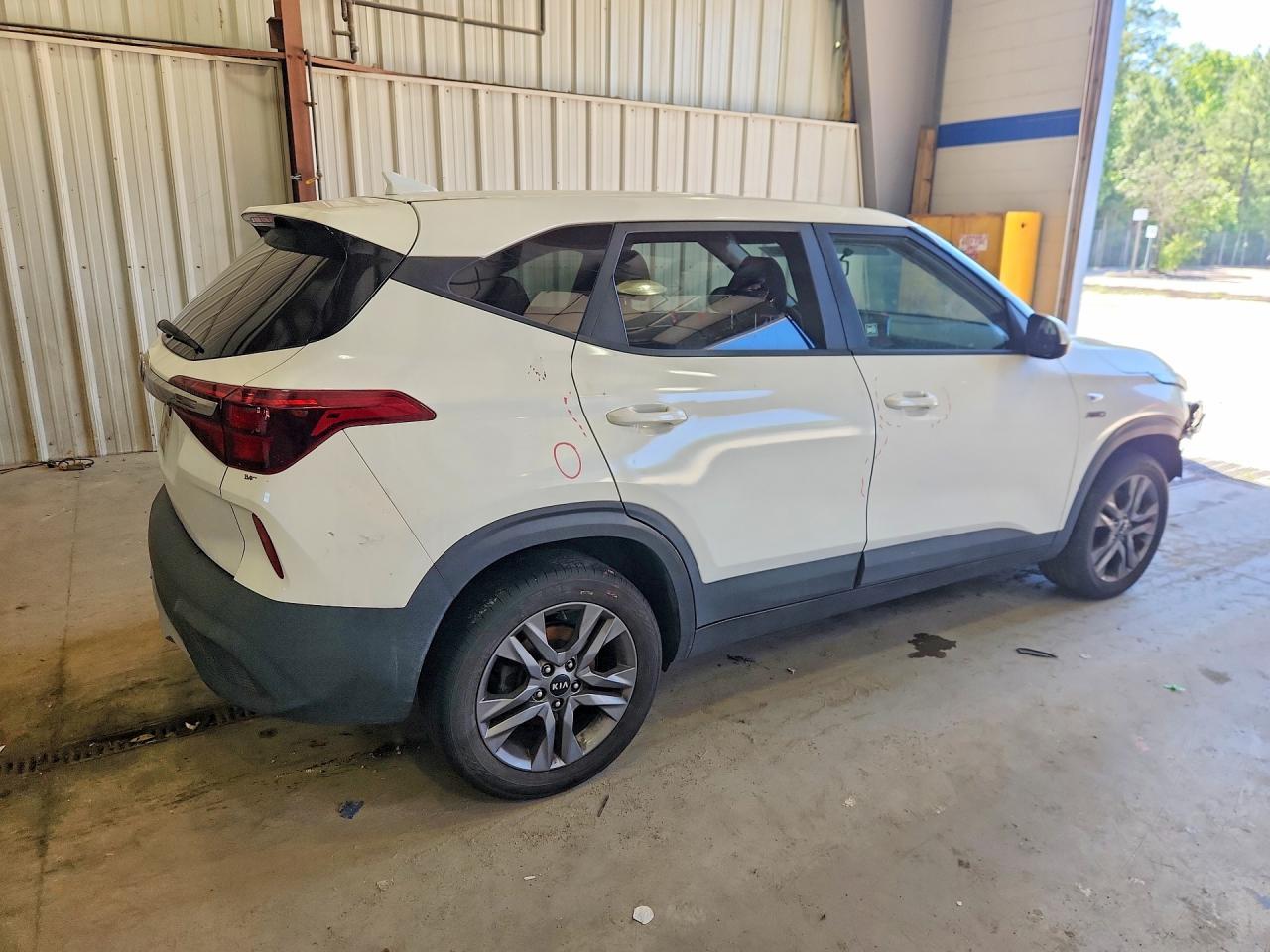 2021 Kia Seltos Lx - Image 3