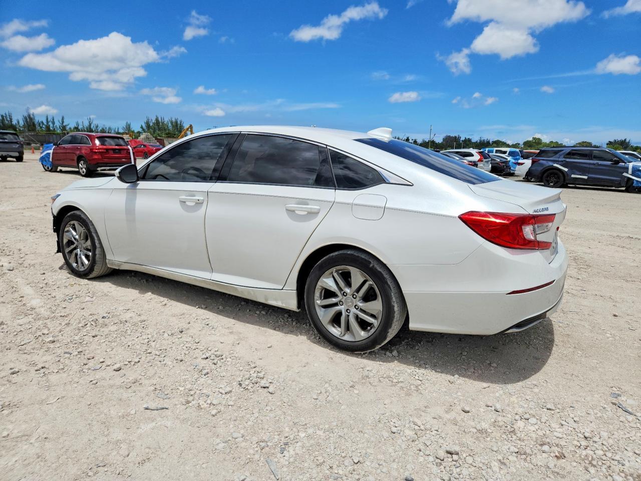 2020 Honda Accord Lx - Фото 2