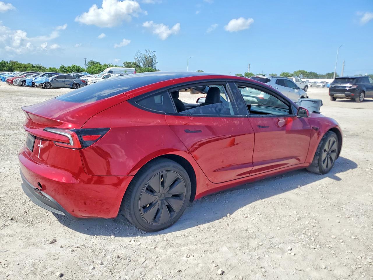 2024 Tesla Model 3 - Фото 3