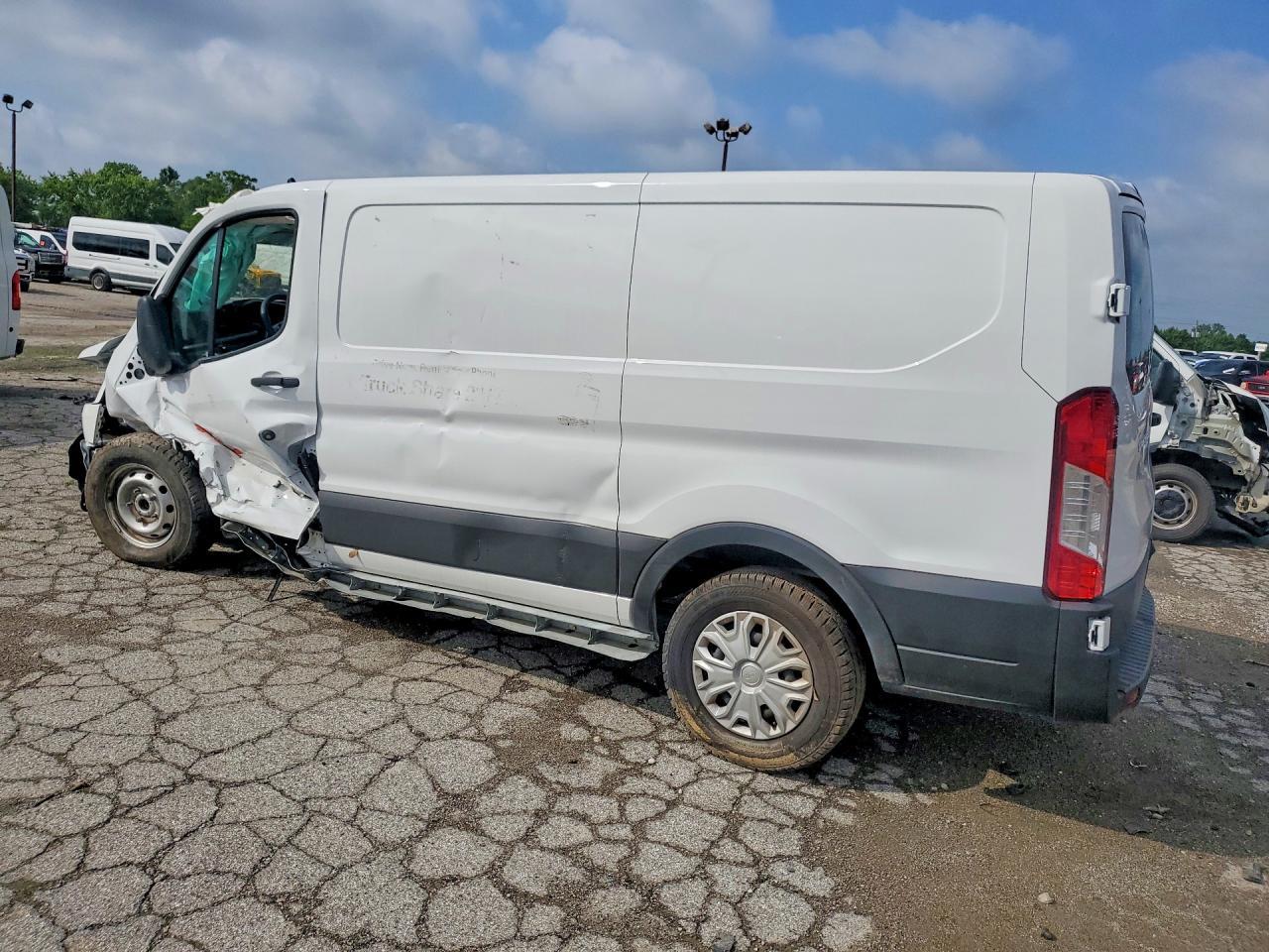 2025 Ford Transit 250 Delivery Van - Фото 2
