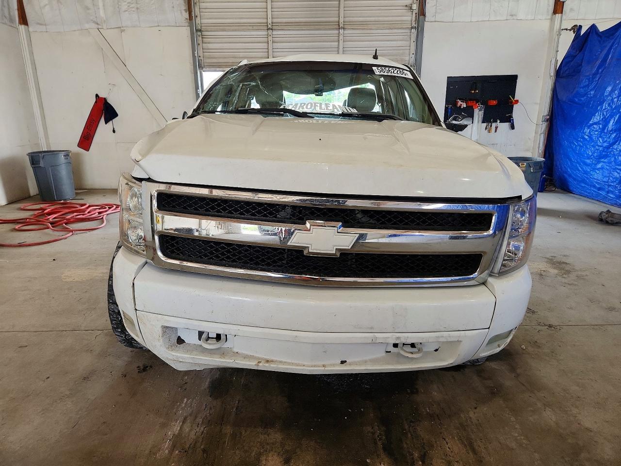 2007 Chevrolet Silverado K1500 - Image 5