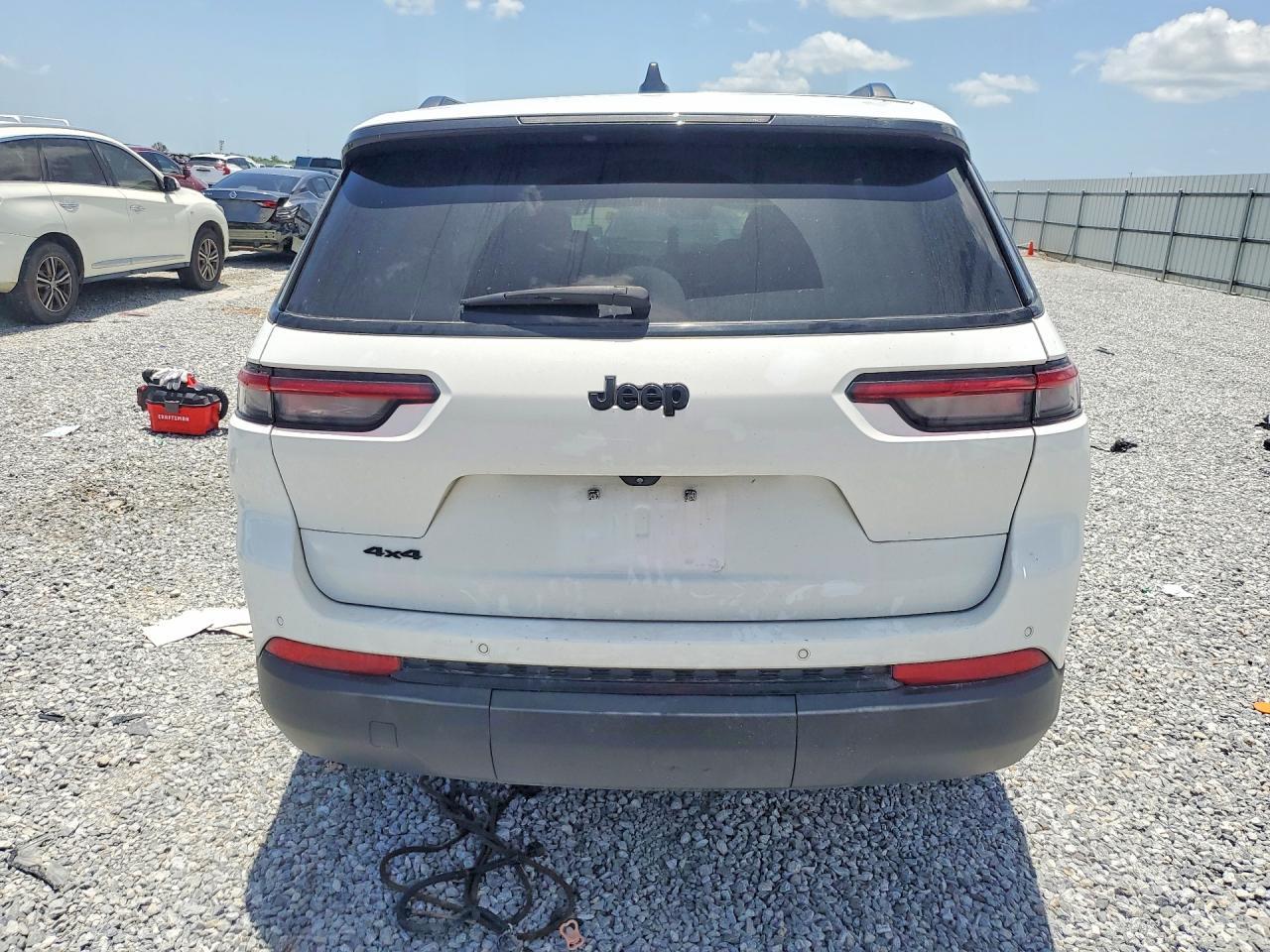 2023 Jeep Grand Cherokee - Фото 6
