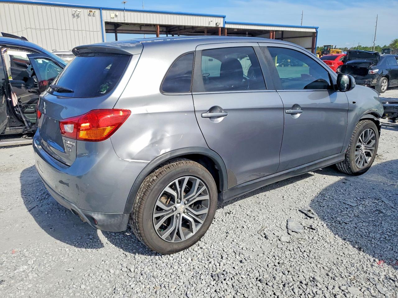 2017 Mitsubishi Outlander Sport Sel - Фото 3