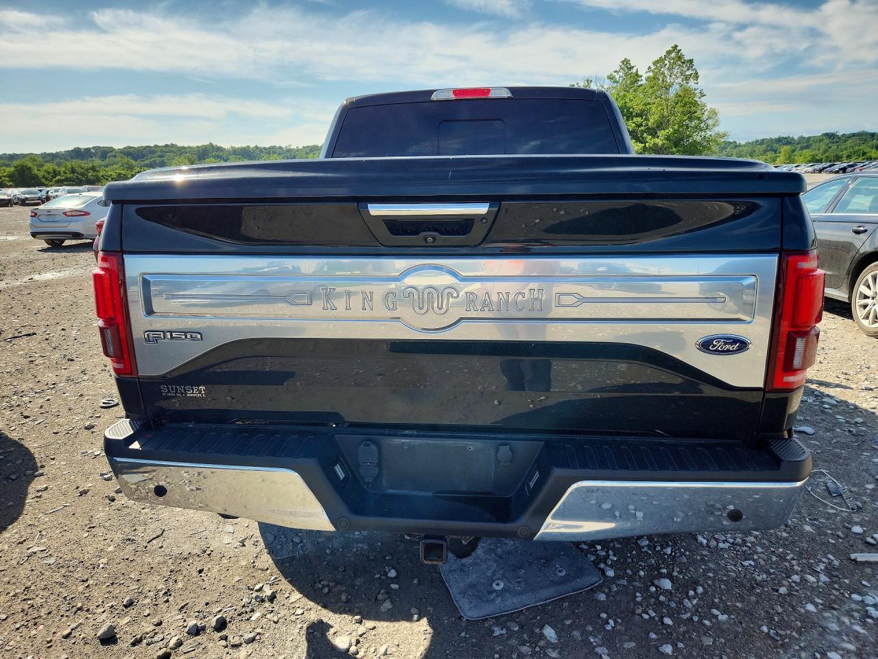 2015 Ford F150 Supercrew - Image 6