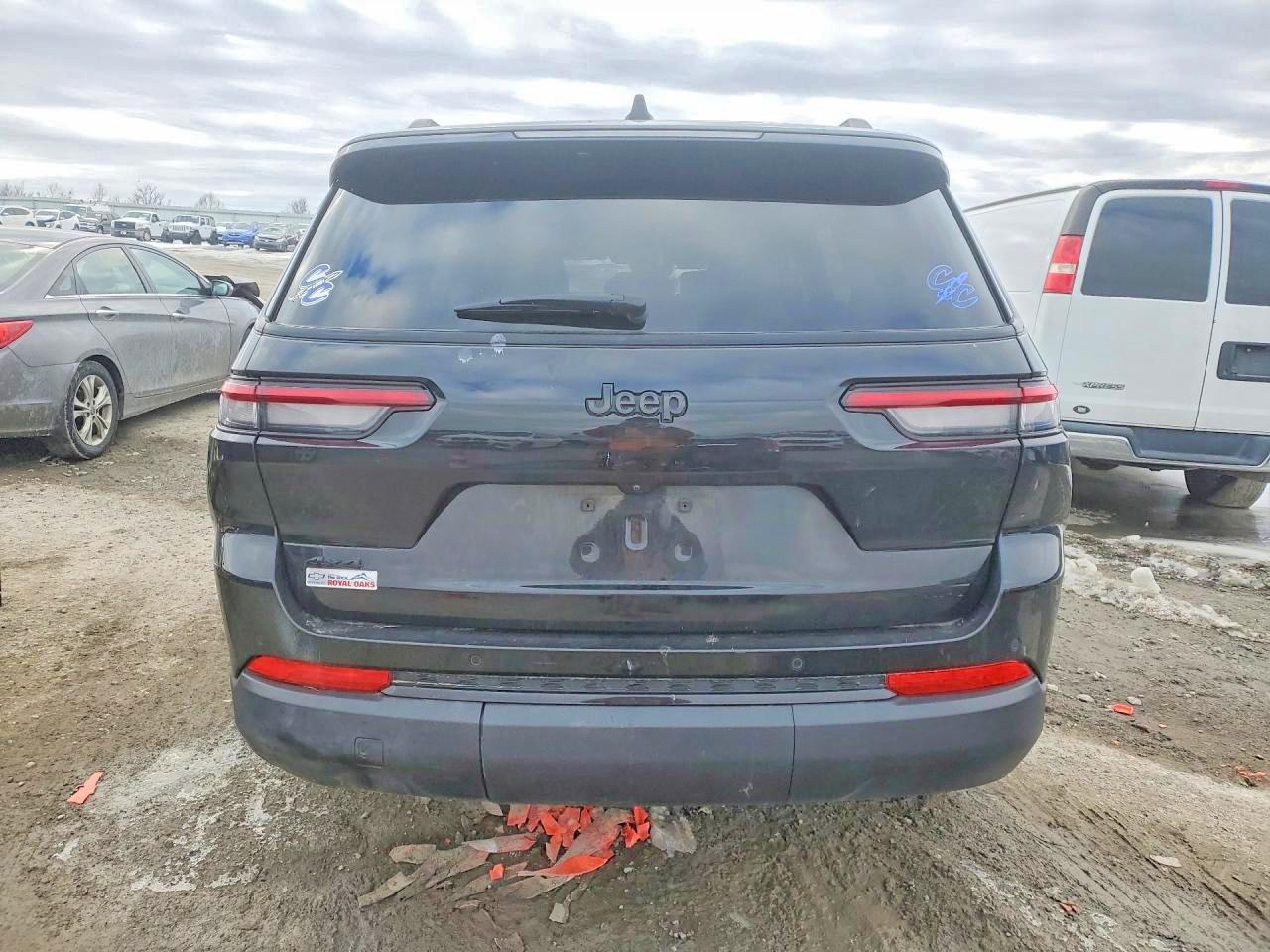 2024 Jeep Grand Cherokee L Laredo - Image 6