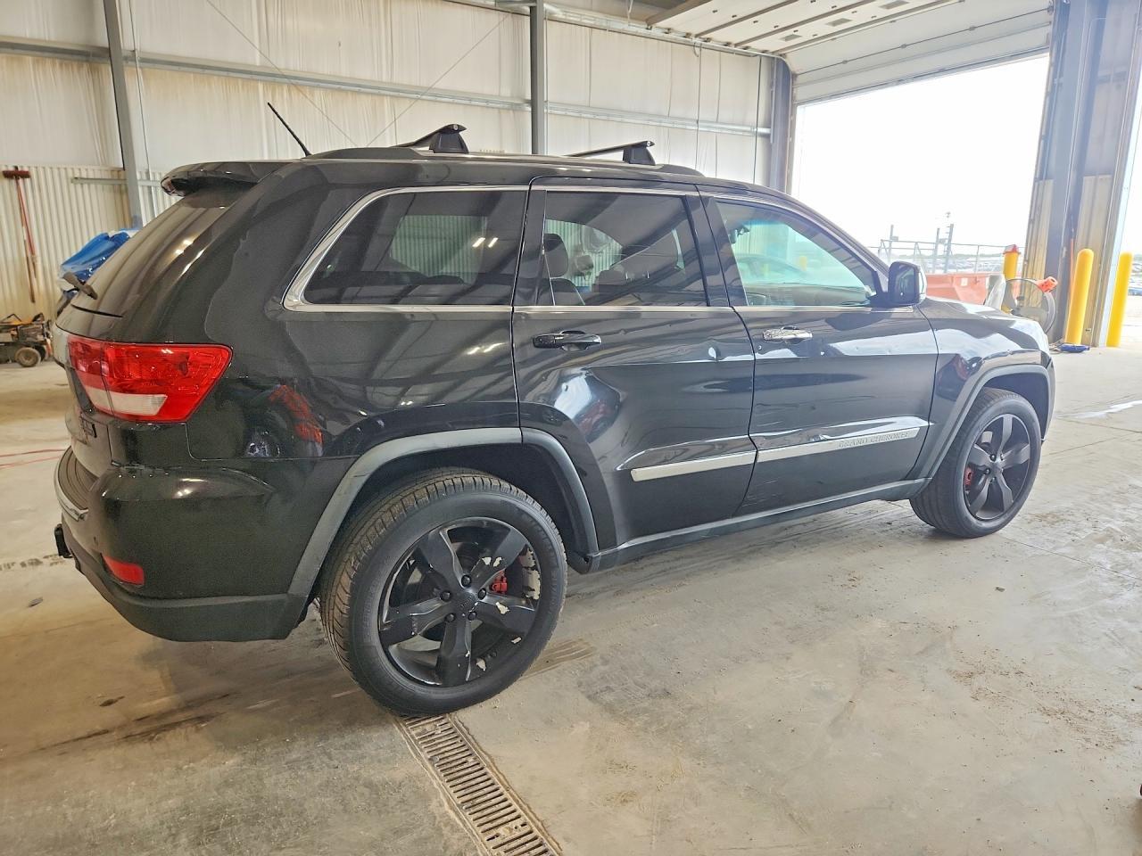 2011 Jeep Grand Cherokee Overland - Фото 3