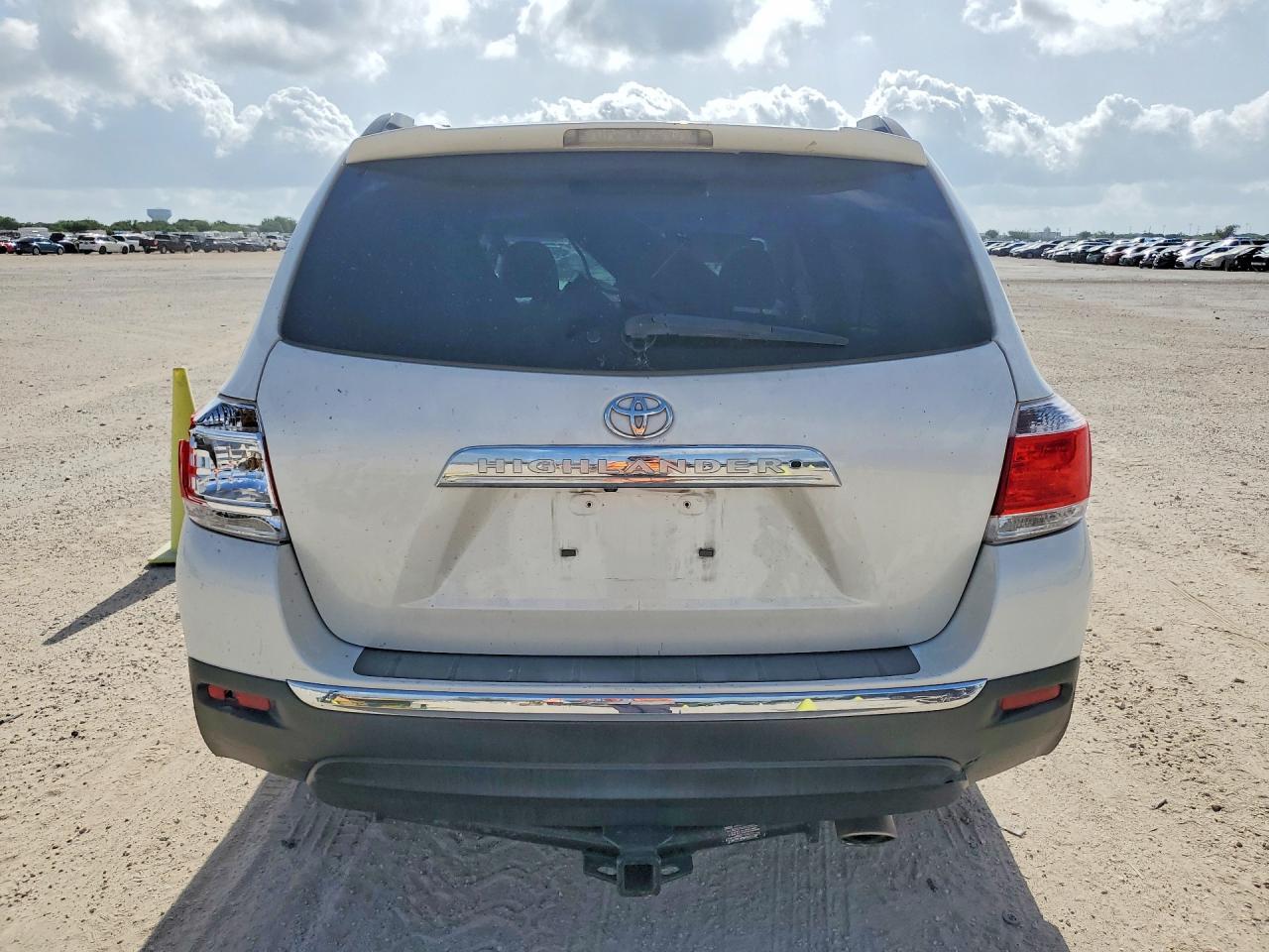 2013 Toyota Highlander Limited - Фото 6