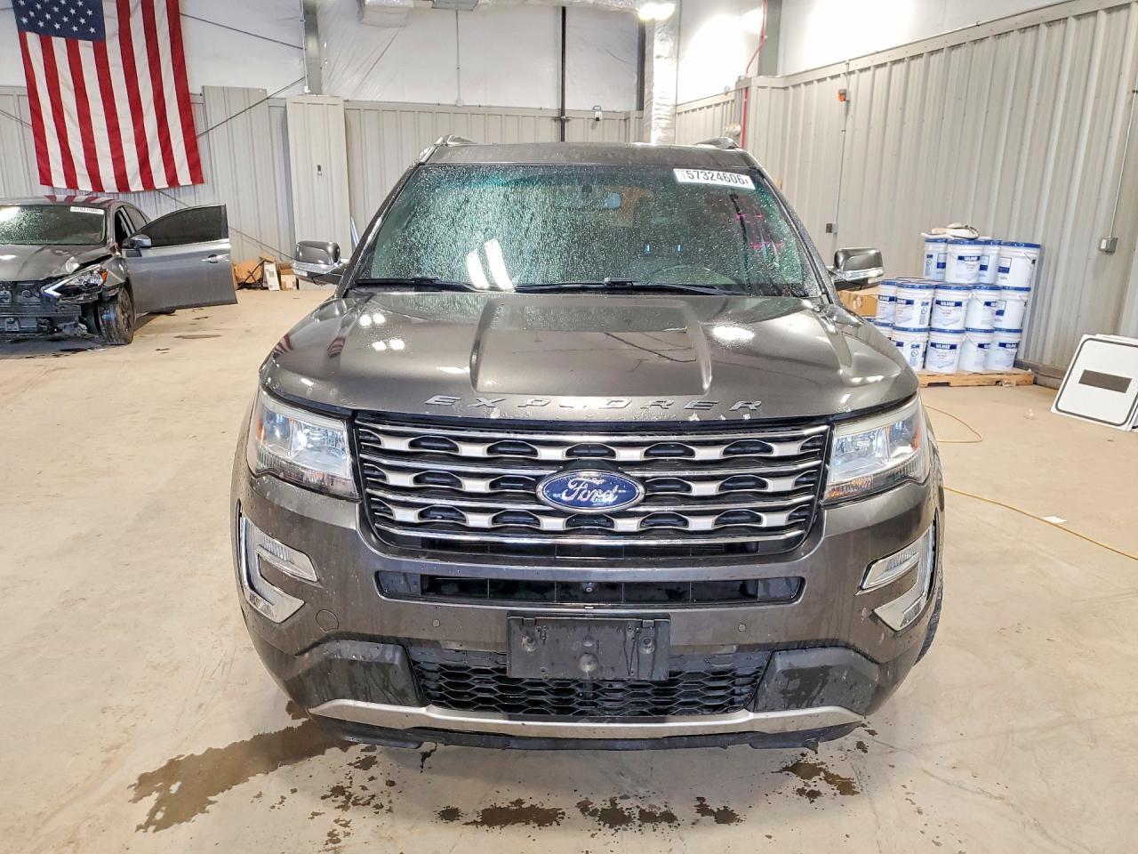 2017 Ford Explorer Limited - Image 5