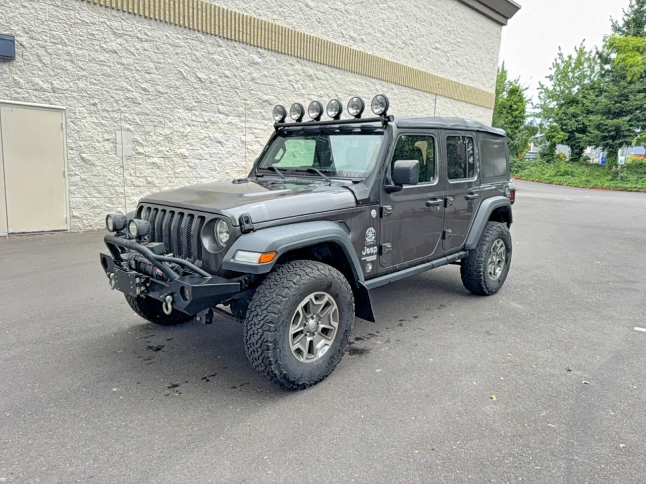 2018 Jeep Wrangler Unlimited Sport - Image 2
