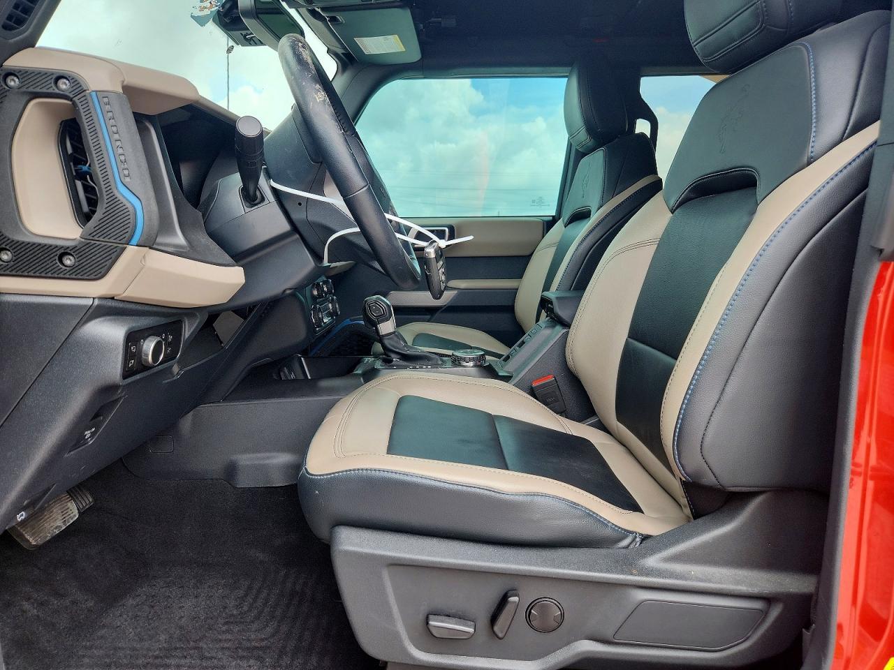 2023 Ford Bronco Base - Фото 7