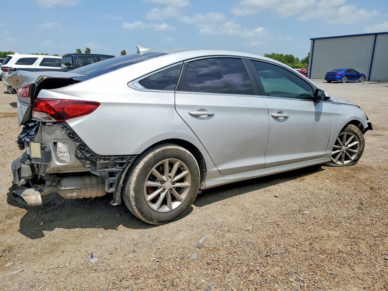 2018 Hyundai Sonata Se - Фото 3