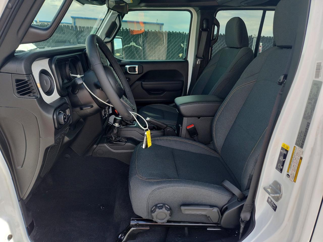 2025 Jeep Gladiator Sport - Фото 7