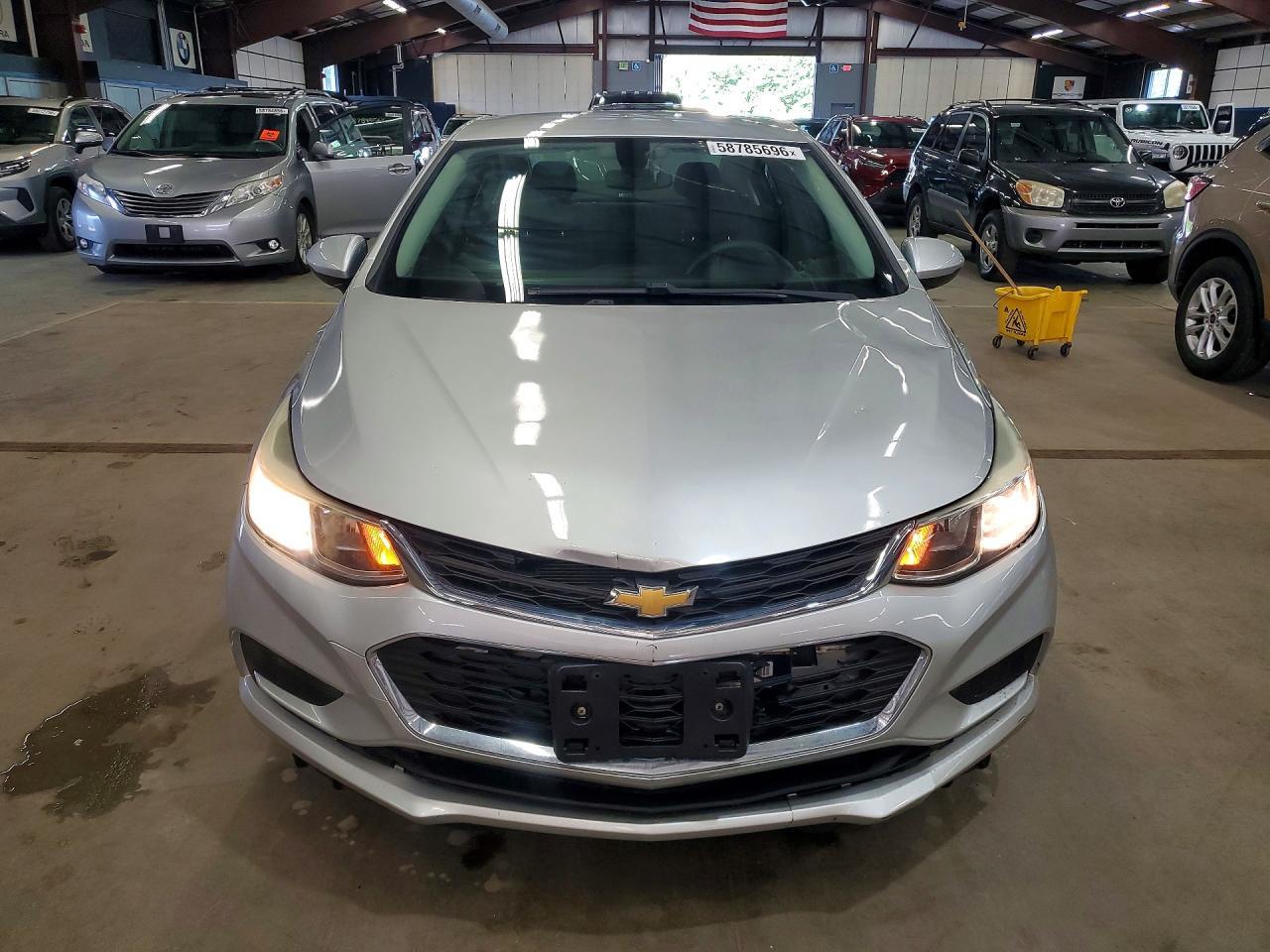 2017 Chevrolet Cruze Ls - Фото 5