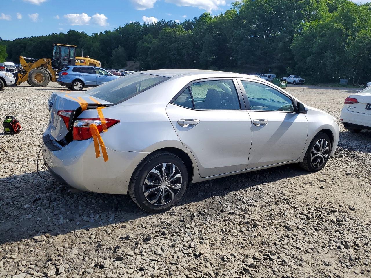 2016 Toyota Corolla Le - Image 3