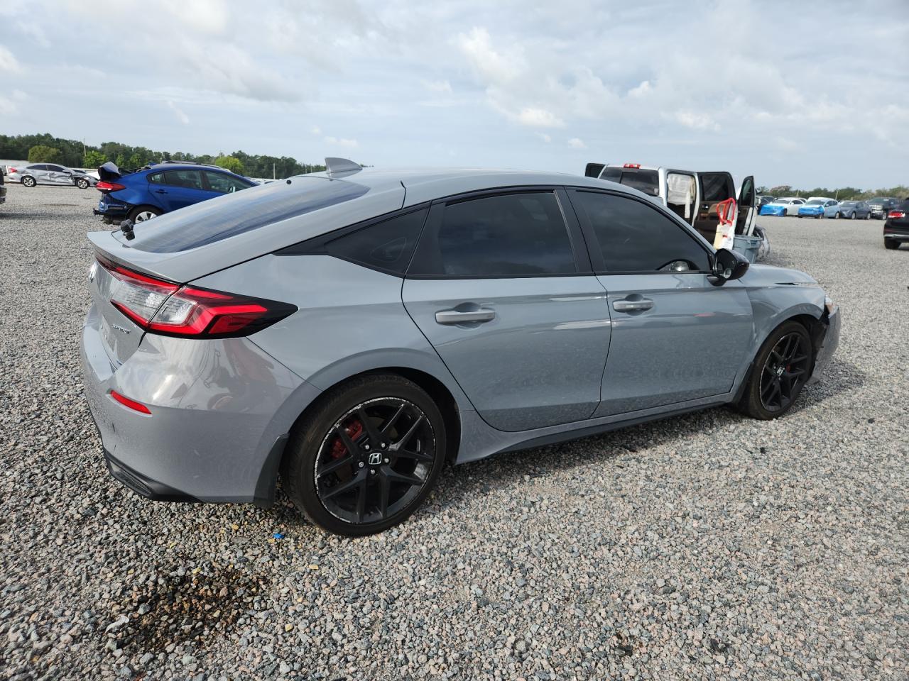 2025 Honda Civic Sport - Фото 3