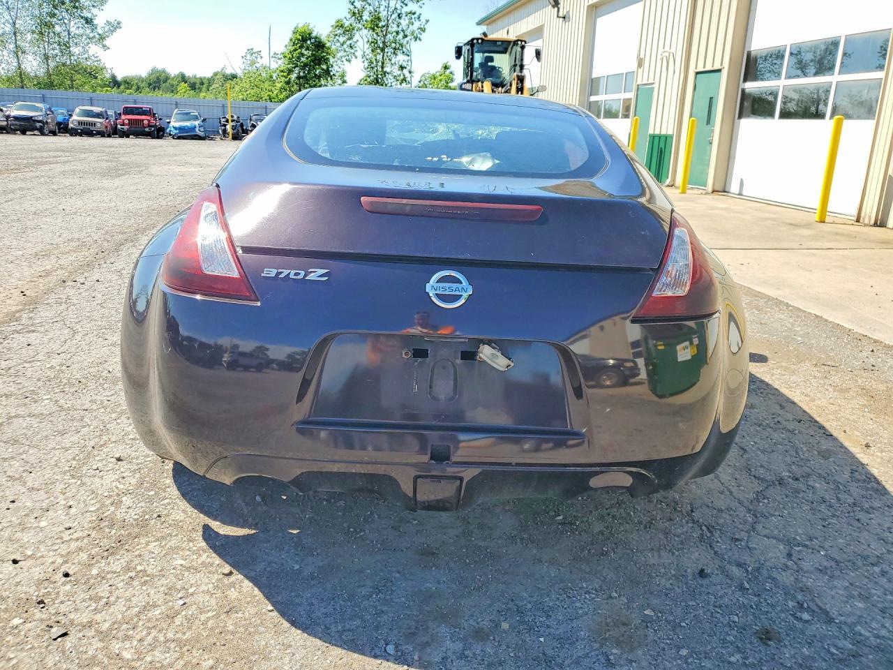 2010 Nissan 370Z Base - Фото 6