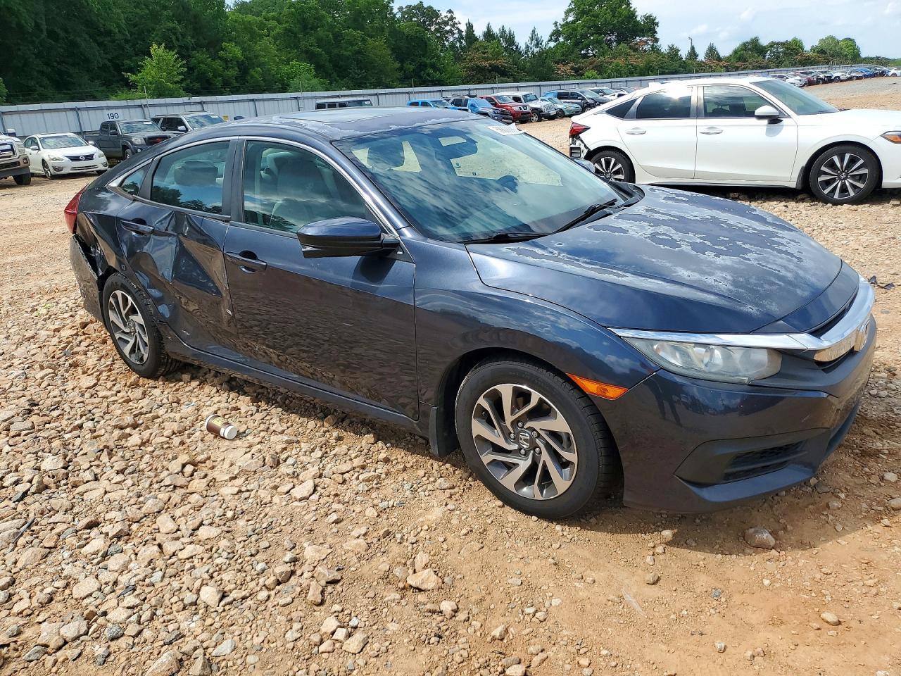 2018 Honda Civic Ex - Image 4