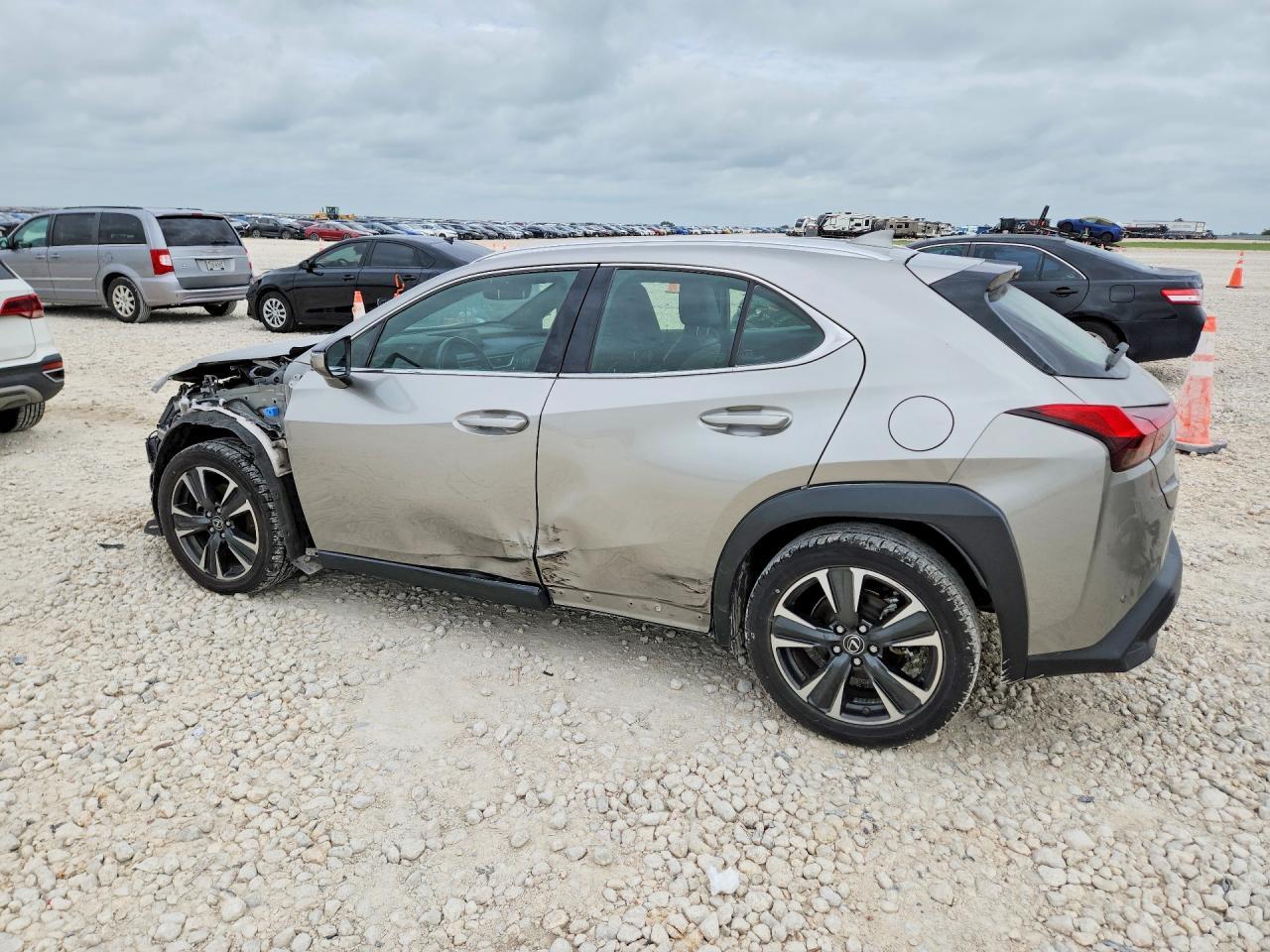 2019 Lexus Ux 200 - Фото 2
