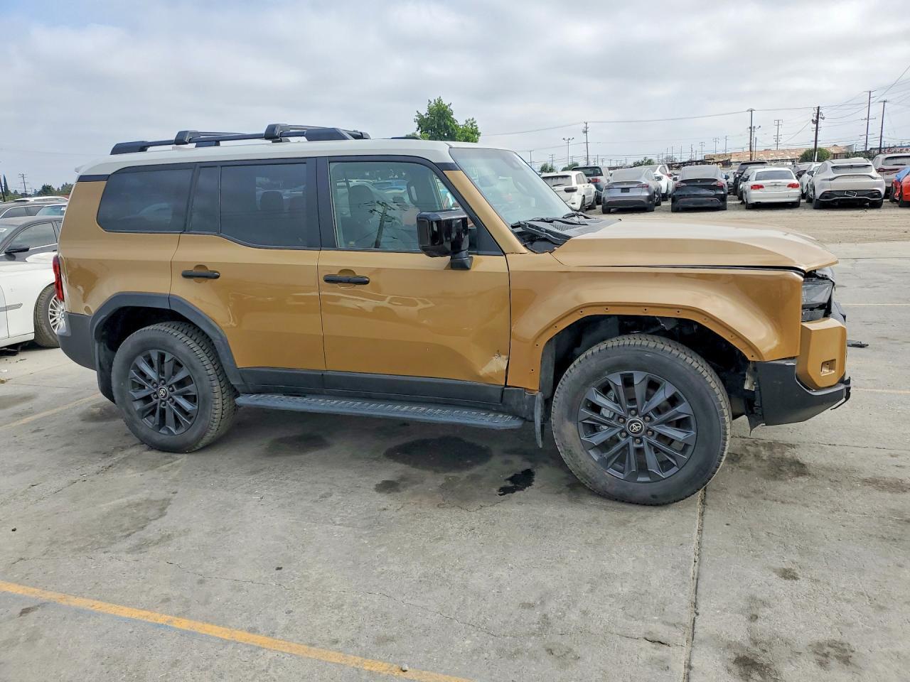 2025 Toyota Land Cruiser Base - Фото 4