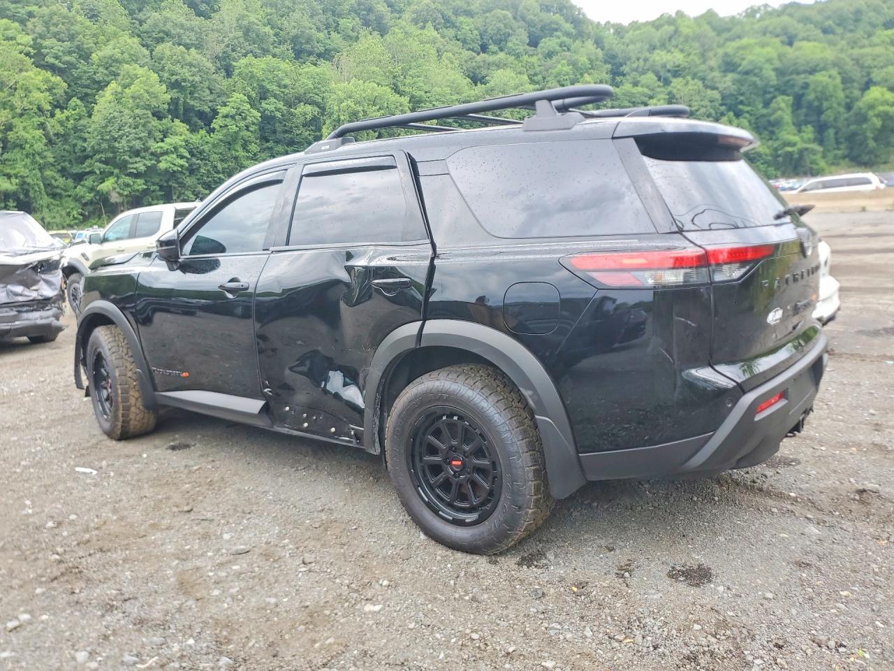 2025 Nissan Pathfinder Rock Creek - Фото 2