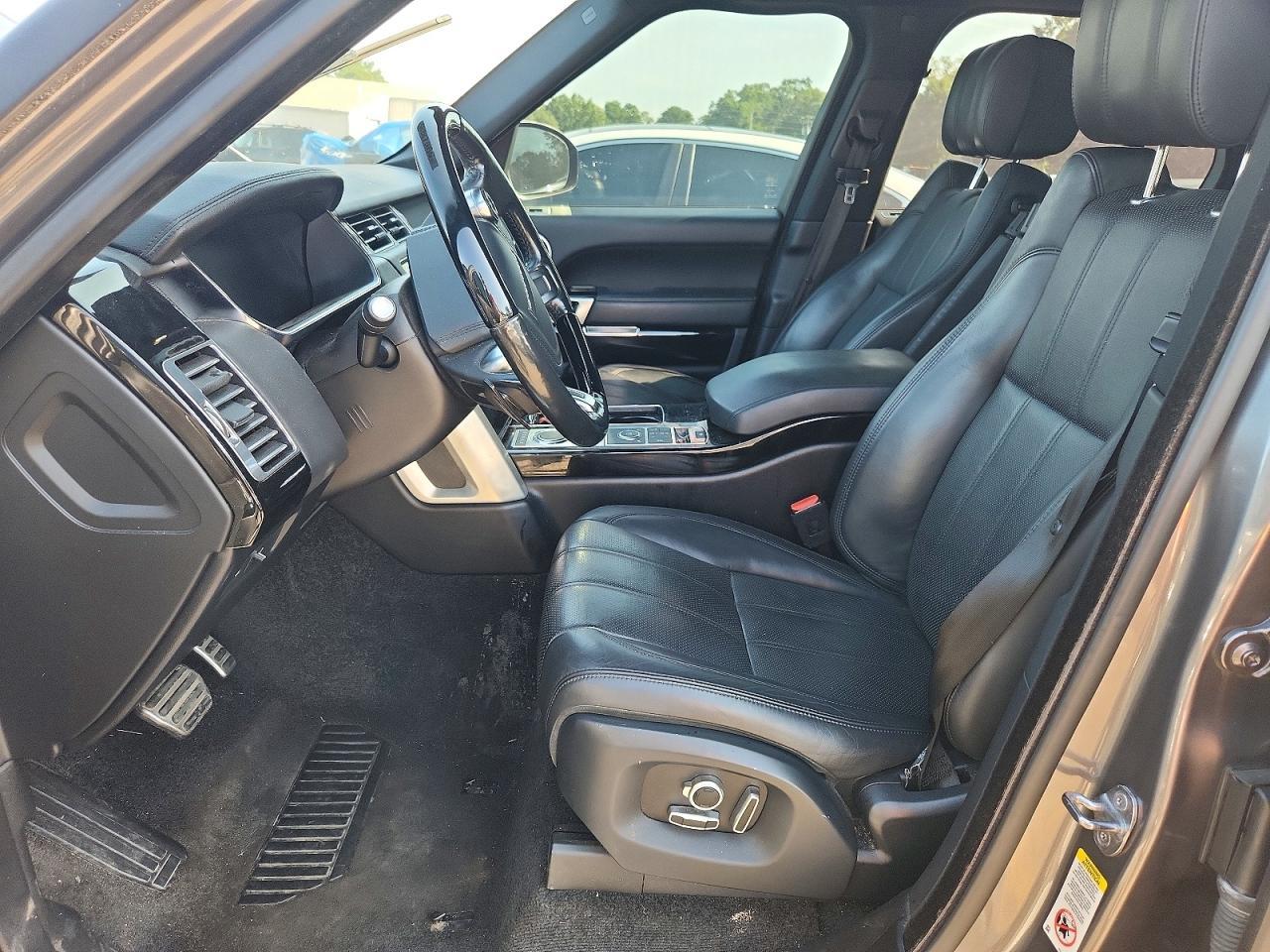 2016 Land Rover Range Rover Supercharged - Image 7