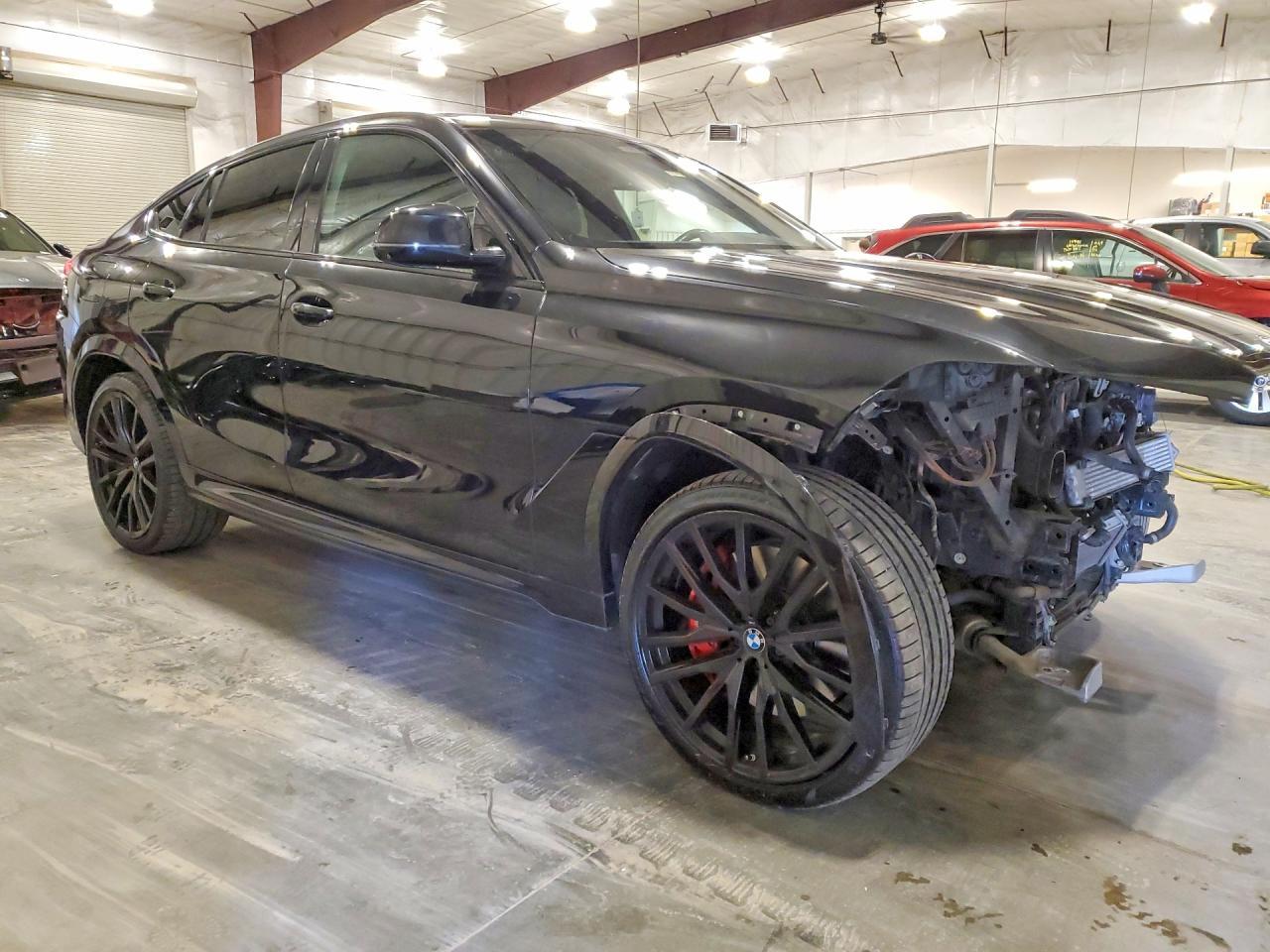 2021 BMW X6 M50I - Фото 4
