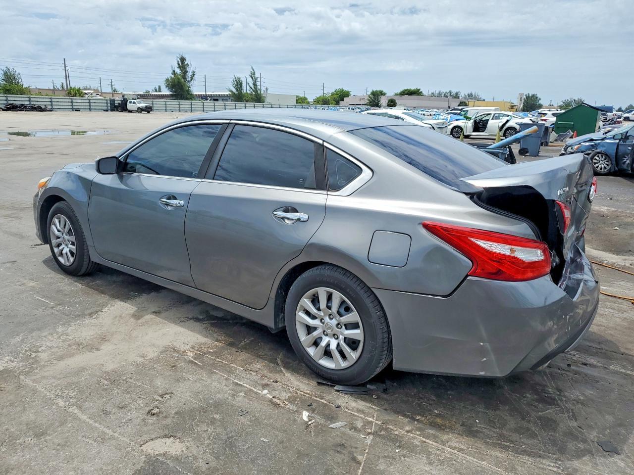 2016 Nissan Altima 2.5 S - Image 2