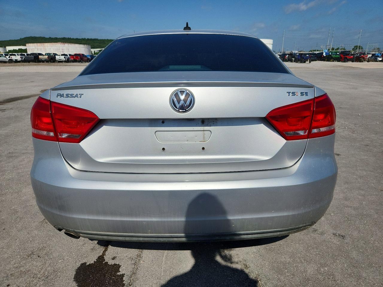2014 Volkswagen Passat Se - Фото 5