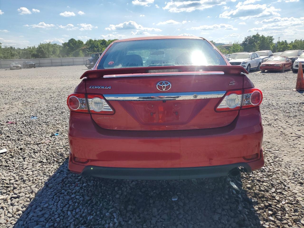 2011 Toyota Corolla S - Фото 6