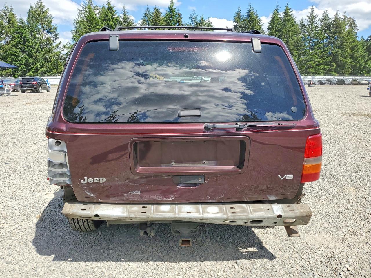 1997 Jeep Grand Cherokee Laredo - Image 6