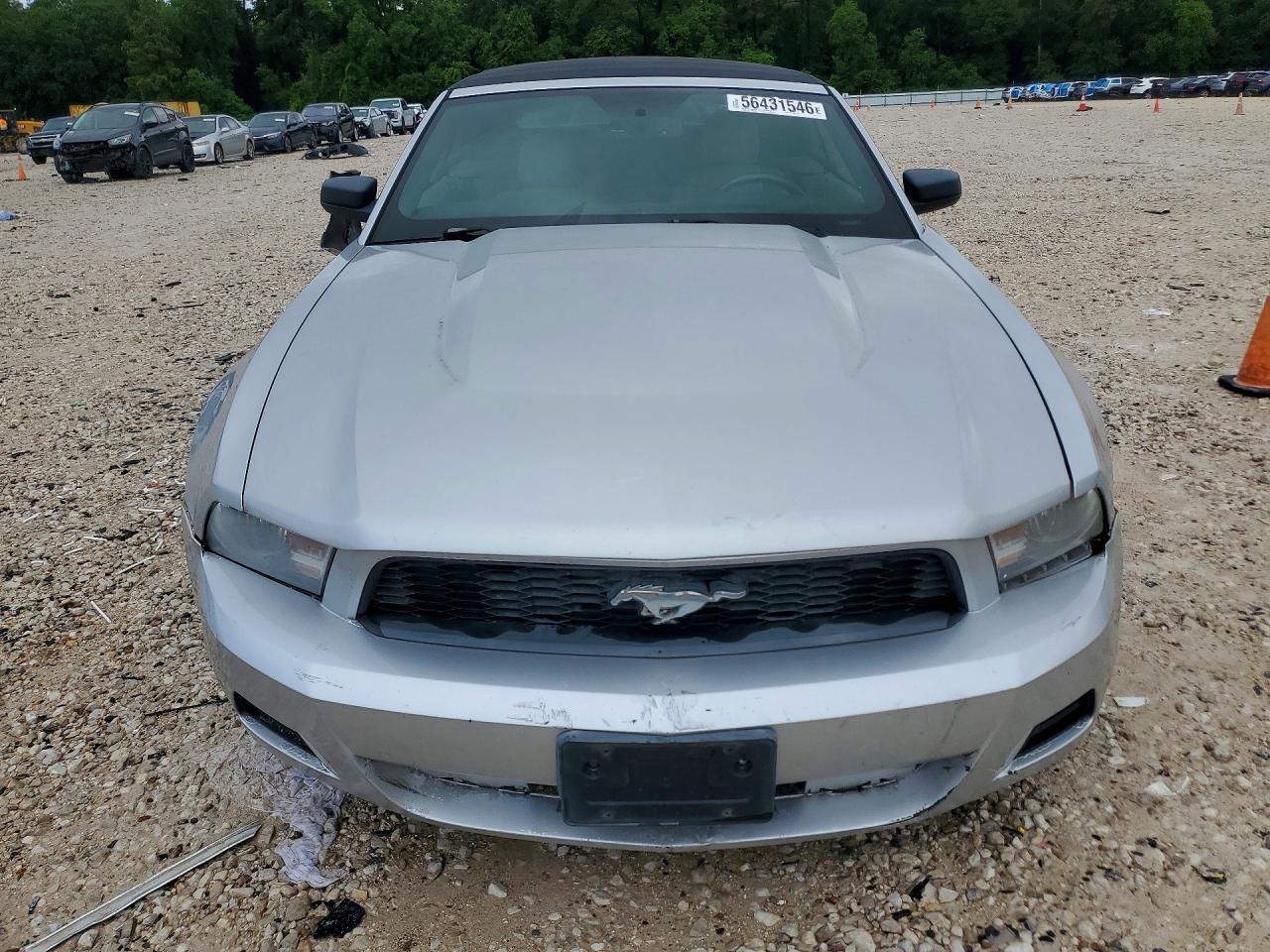 2010 Ford Mustang - Image 5