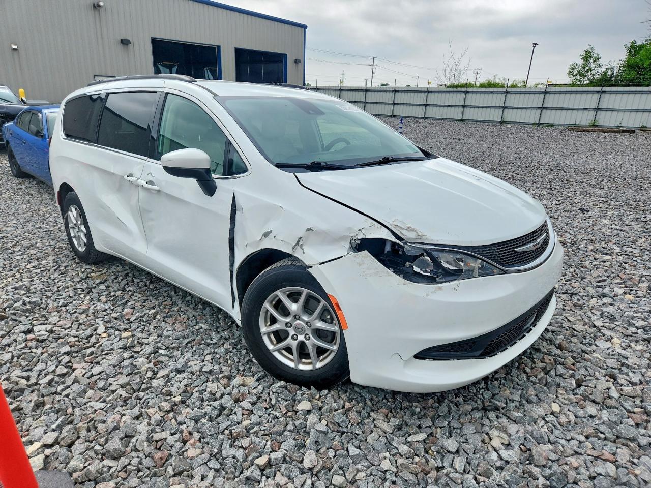 2021 Chrysler Voyager Lxi - Фото 4