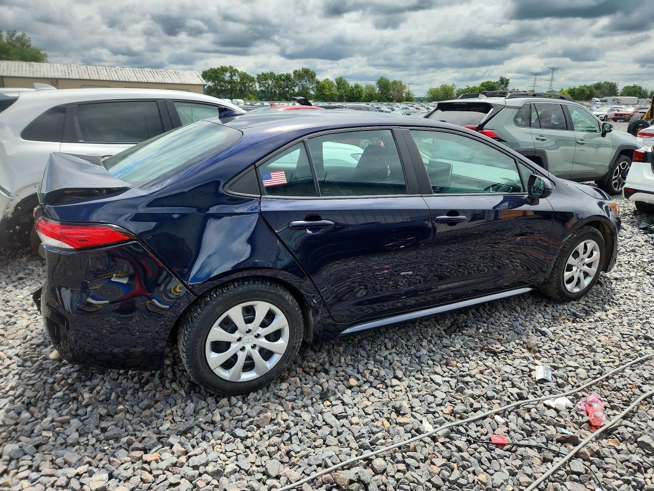 2021 Toyota Corolla Le - Фото 3