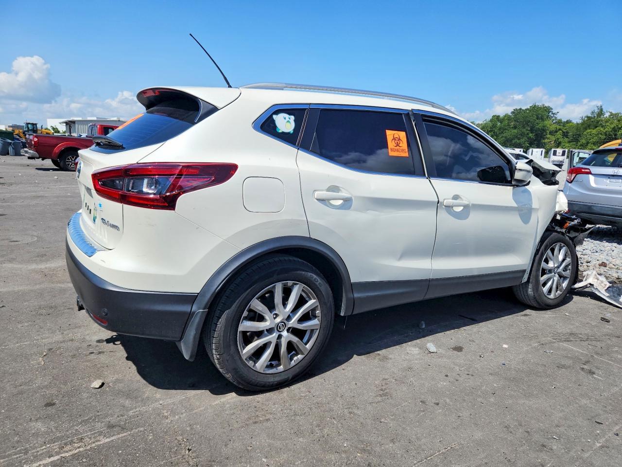 2021 Nissan Rogue Sport Sv - Image 3