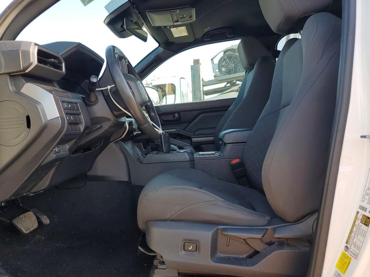 2025 Toyota Tacoma Sr5 - Image 7