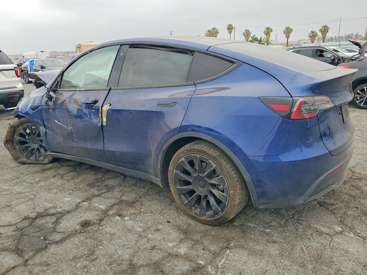 2020 Tesla Model Y - Image 2