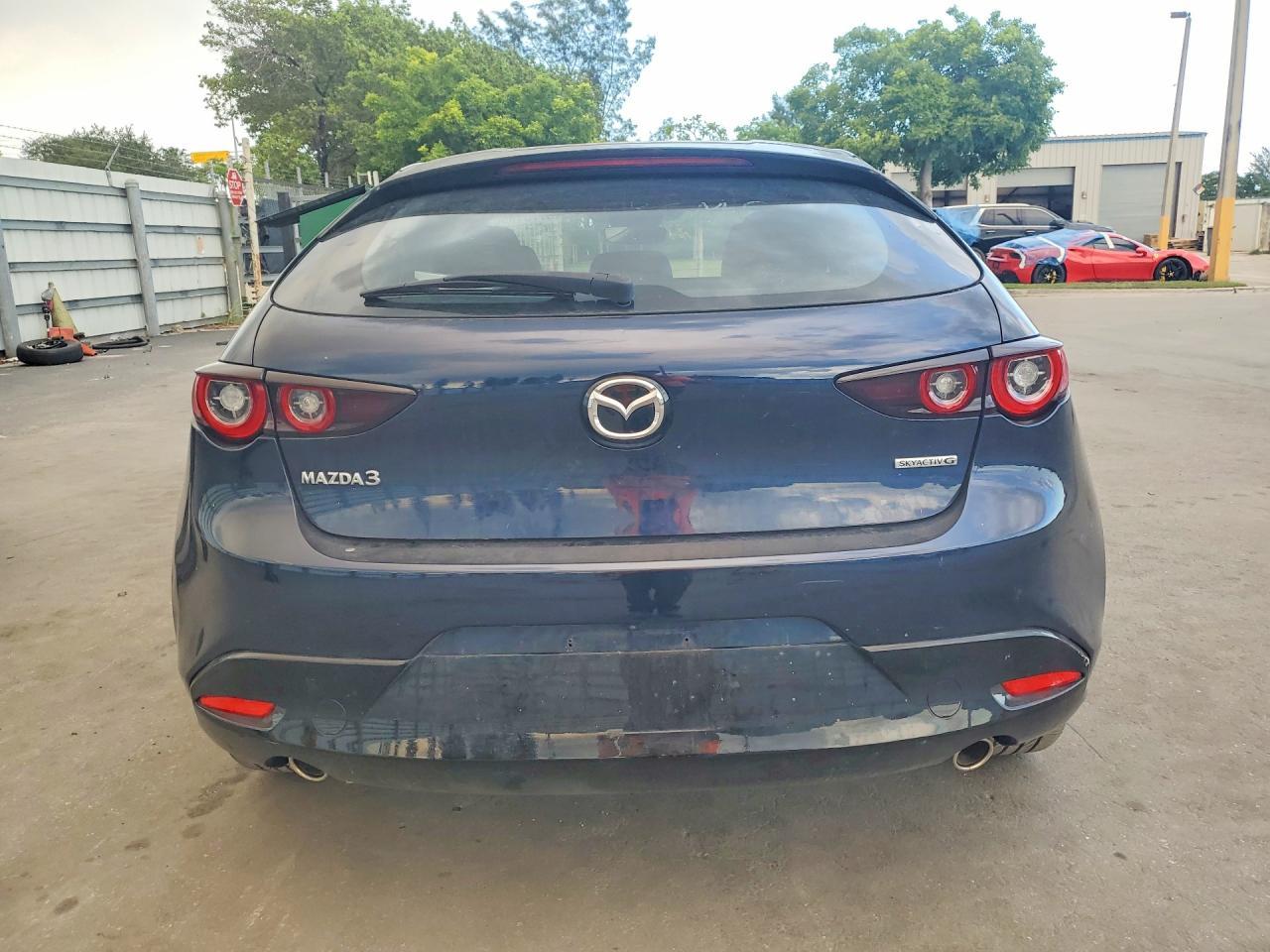 2024 Mazda 3 Select Sport - Image 6