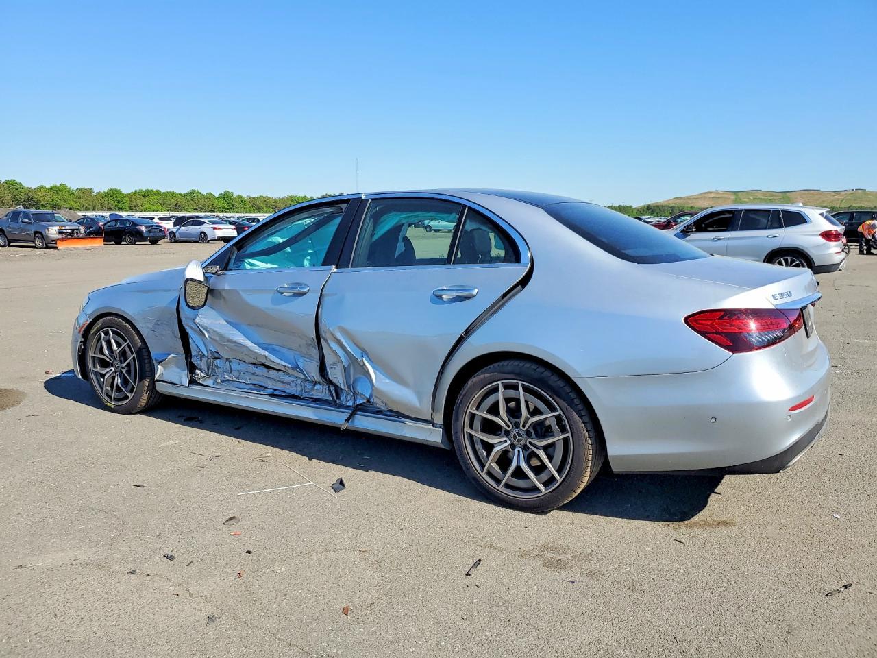 2021 Mercedes-Benz E 350 4Matic - Image 2