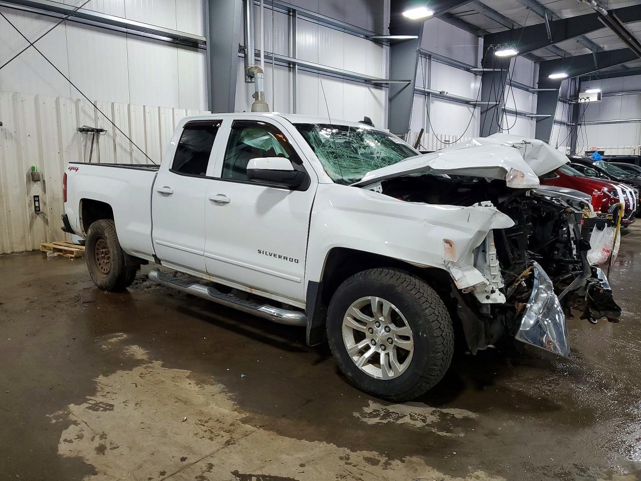 2017 Chevrolet Silverado K1500 Lt - Image 4