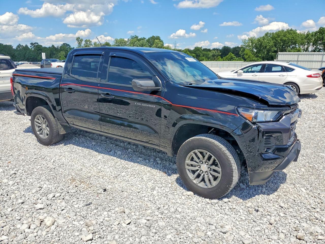 2024 Chevrolet Colorado Lt - Image 4