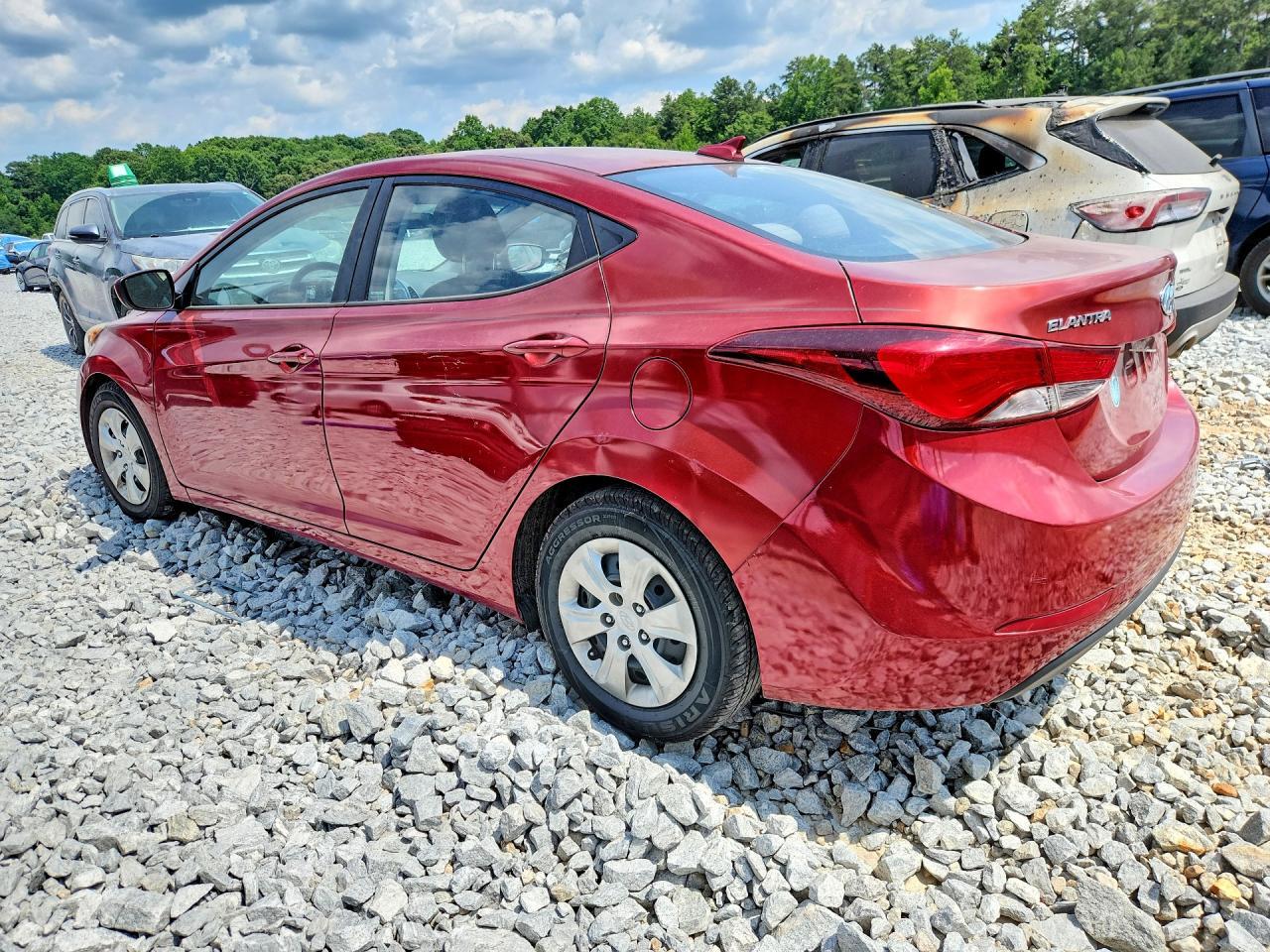 2016 Hyundai Elantra Se - Image 2
