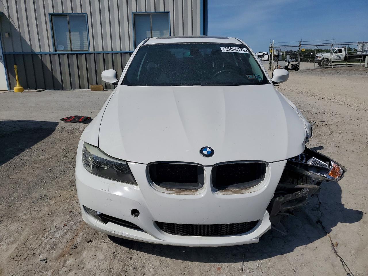 2009 BMW 328 Xi Sulev - Image 5