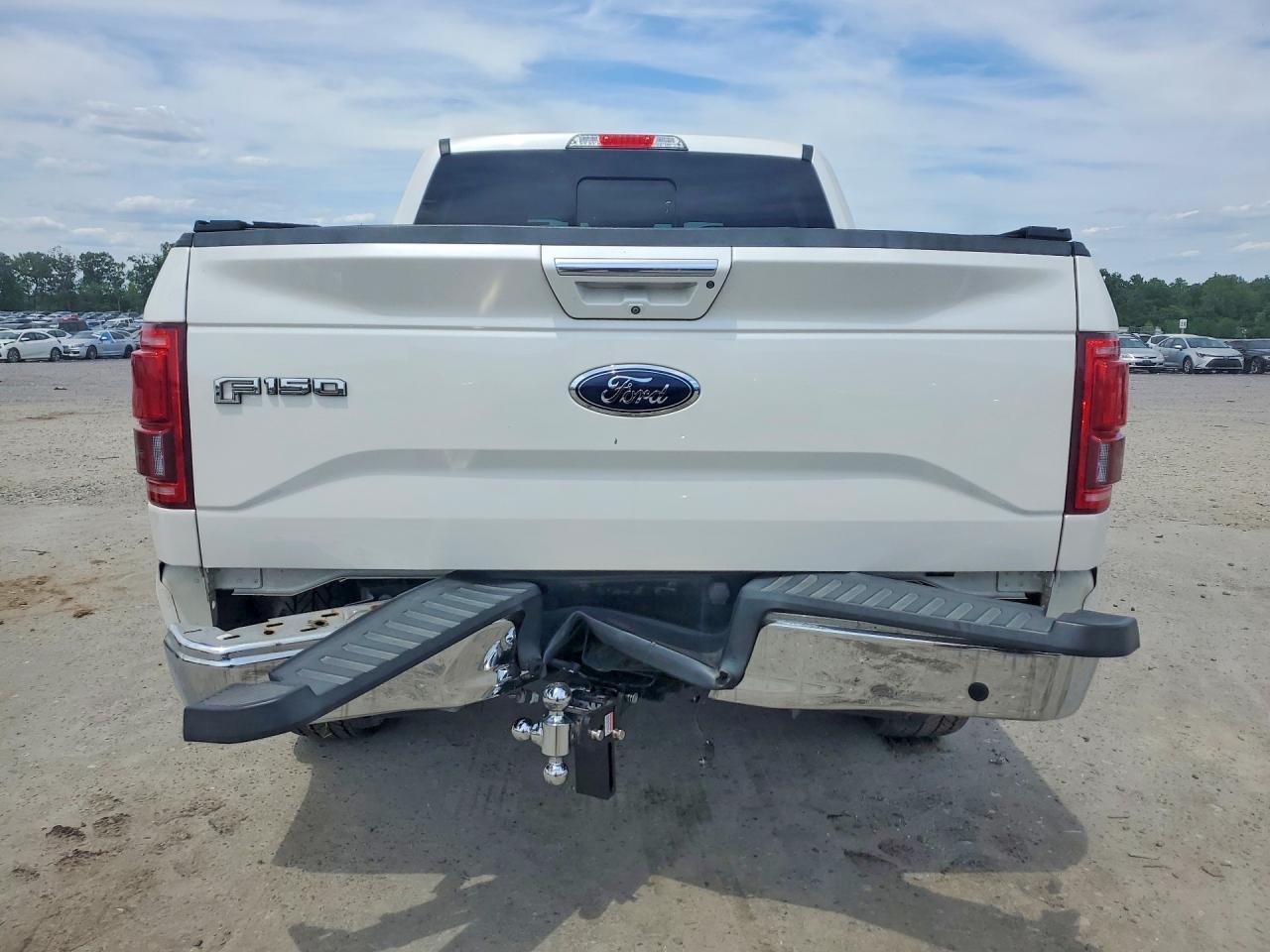 2017 Ford F150 Supercrew - Image 6